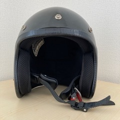 バイクのヘルメットの画像