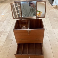 メイクボックスの画像