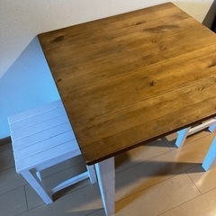 【決まりました】ダイニングテーブルセット　関家具購入　クラッシュゲート　nora mom 関家具 フレンチカントリー　北欧家具の画像