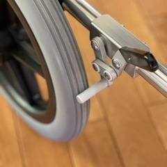 浴用キャリー（車椅子でシャワーを浴びられます）