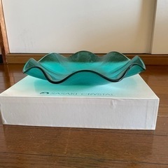 ガラスの食器　青の画像