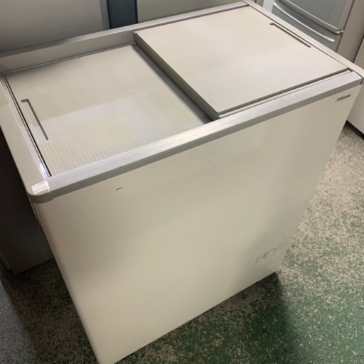 TOSHIBA 冷凍庫　冷凍ストッカー　98リットル　スライドドア　古いですがバッチリ冷えます