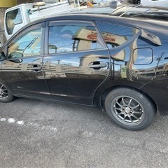 プリウス🚙ブラックの画像
