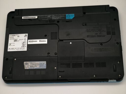 富士通ノートブック i7（中古）、8GBのメモリ、SSD240GB、15.6画面、Intel HDグラフィックス、HDMI、Usb 3