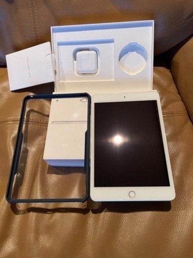 iPad mini5 Wi-Fi+Cellular 64GBシルバーSIMフリー