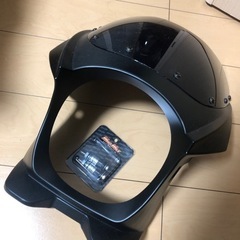 新品　汎用　180 ビキニカウル　ネジ付きの画像