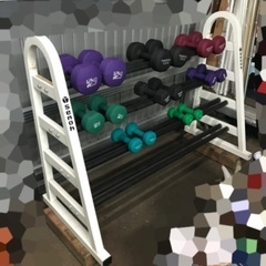 ダンベル、ラック、フラットベンチ　セット！