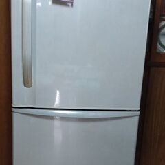 冷蔵庫差し上げます