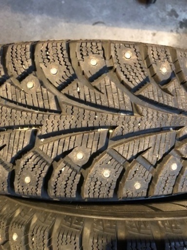 １７５／６５Ｒ１４　スパイクタイヤ　スパイク　ピン