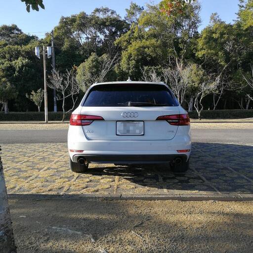 アウディ A4 アバント 2.0TFSI (8W/B9) (アリンコ) 具同のA4の アウディ A4 アバント 2.0TFSI (8W/B9) (アリンコ) 具同のA4の