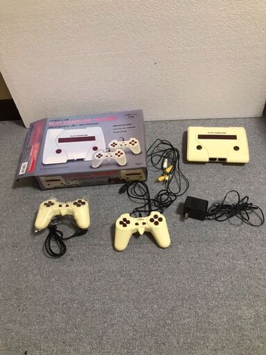 【ゲームセール!!箱取説付き!!起動確認済み!!】プレイコンピューター　フェイバリット　FC互換ゲーム機　内蔵ゲーム30種　AV出力対応　ファミコン