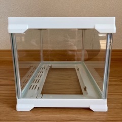 小型爬虫類ケージの画像
