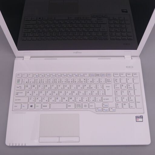 ノートパソコン　ホワイト　富士通 大容量HDD-500G ホワイト ノートパソコン 15.6型 富士通 AH30/X 中古美
