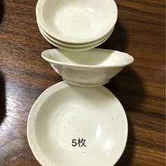 白皿　カレー皿　中皿　中鉢など20皿以上の画像