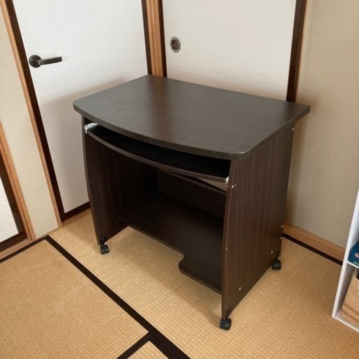 パソコン机