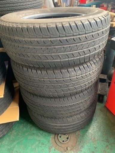 265/65R17 ミシュラン夏タイヤ7〜8分山