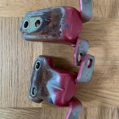 モコ　右フロントドア　ヒンジの画像