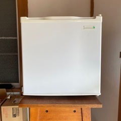 ヤマダ電機 ミニ冷蔵庫 コンパクト冷蔵庫 HERB Relux ...
