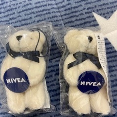 ニベア ふわふわくまちゃんマスコット