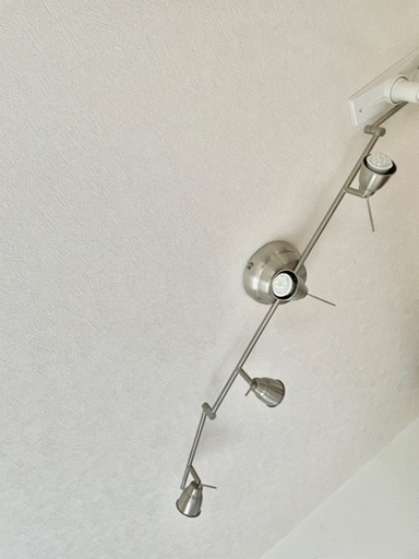 IKEAライト　電気　電球　照明