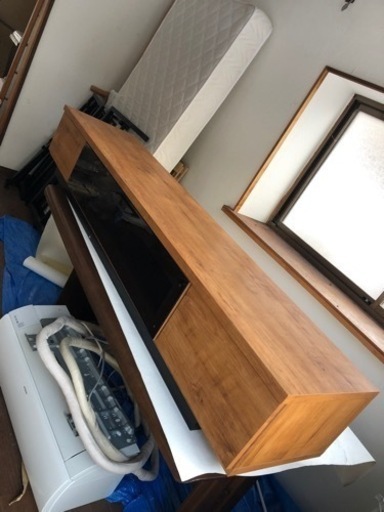 大型のテレビ台