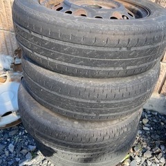 軽自動車のタイヤ
