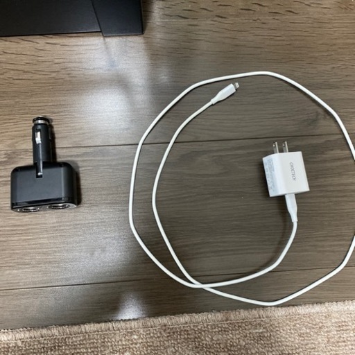 シガーソケット　iPhone用充電器