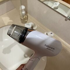 ドライヤーTESCOM TID190(W)　中古