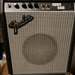 FENDER SQUIER BASS AMP