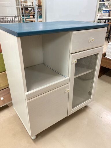 カントリー調キッチンボード
