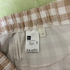 GU パンツの画像