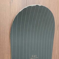 SALOMON スノーボードとビンディングの画像