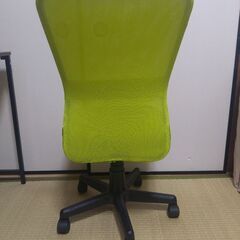 背面メッシュ　オフィスチェアの画像