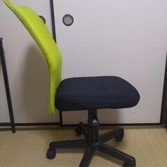背面メッシュ　オフィスチェアの画像