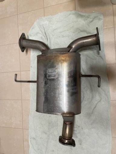 エスティマ50 2.4用　左右2本出しマフラー　3分割式