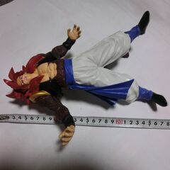 ⭐ドラゴン、スーパーサイヤ人（手、胴、足、尾、動かせます）高さ約26cm👉お手数おかけしたします、プロフィールをお読み下さい。の画像