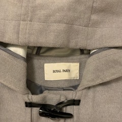 ライトグレー　ダッフルコート　ロングの画像