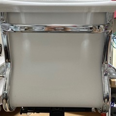 オフィスチェア　ホワイトの画像