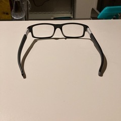 オークリー、メガネの画像