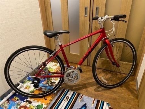 クロスバイク　GIANT  ジャイアント　空気入れ