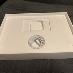 ★ Apple MacBook Air 13インチ 2020年 TouchID 256GB SSD Iris Plus グラフィック ★の画像