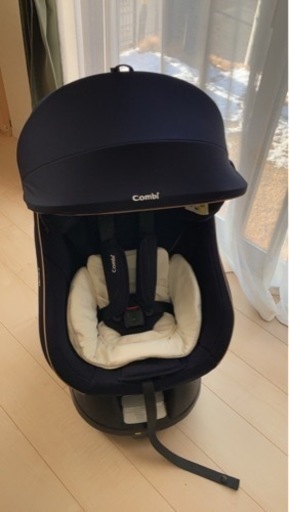 チャイルドシート　Combi