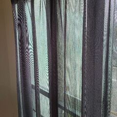 薄いカーテン
