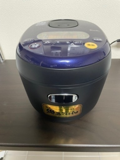 【取引き終了】美品　アイリス　絶品ごはん　三合　炊飯器
