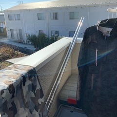 物干し竿2本　本日取りに来れる方の画像