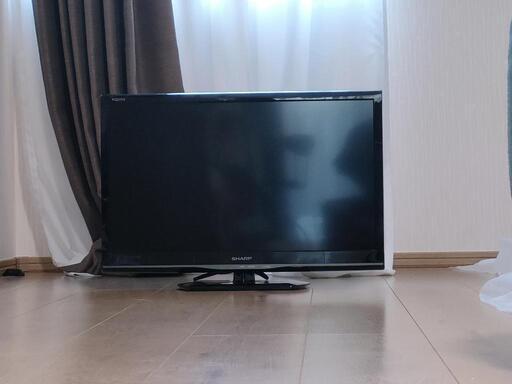 SHARP 24V 2015年製