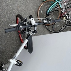 折りたたみMTB自転車     (26インチ）ダブルサスペンション　18段変速　白　シボレー　中古美品の画像