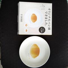 磁器の皿　パンの絵