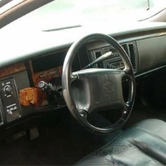 94’Cadillac Fleetwood Brughmの画像
