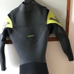ウェーブウォーリアーズセミドライウェットスーツの画像